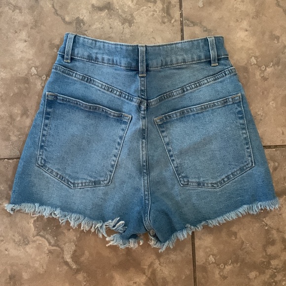 Size 0 Jean Shorts - Picture 2 of 2